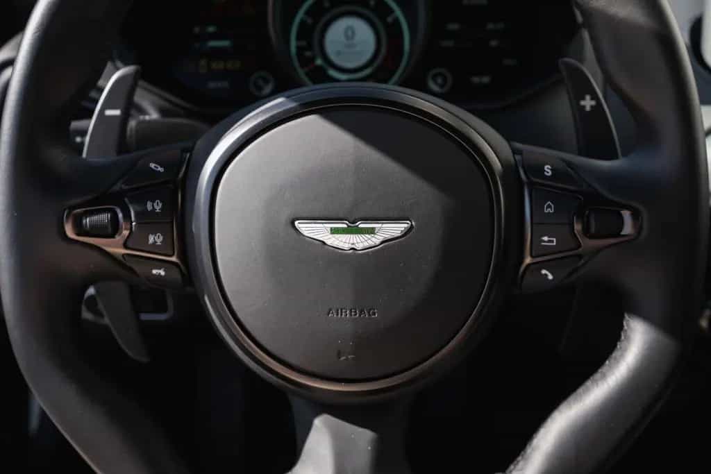 Aston Martin V8 Vantage 4.0 V8 - Sitzbelüftung-Service neu 03/2023-photo-12