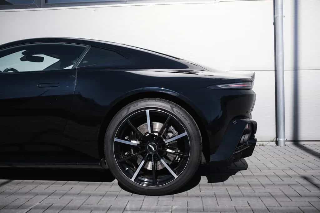 Aston Martin V8 Vantage 4.0 V8 - Sitzbelüftung-Service neu 03/2023-photo-24