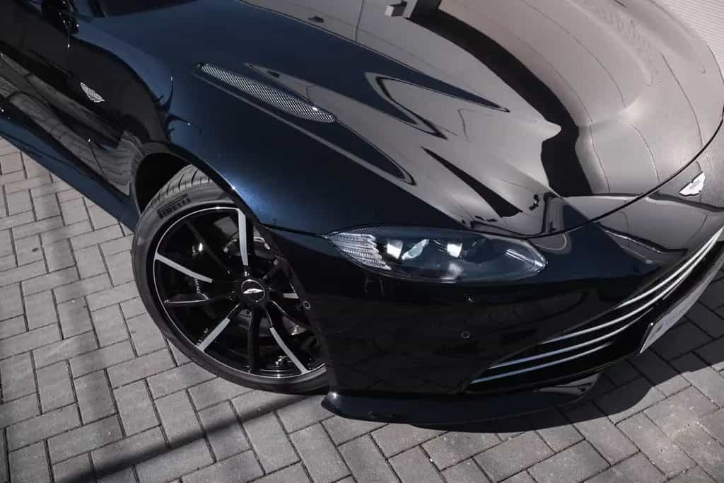 Aston Martin V8 Vantage 4.0 V8 - Sitzbelüftung-Service neu 03/2023-photo-5