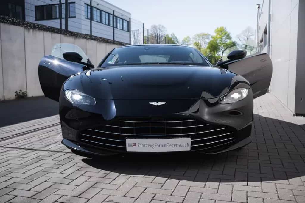 Aston Martin V8 Vantage 4.0 V8 - Sitzbelüftung-Service neu 03/2023-photo-6