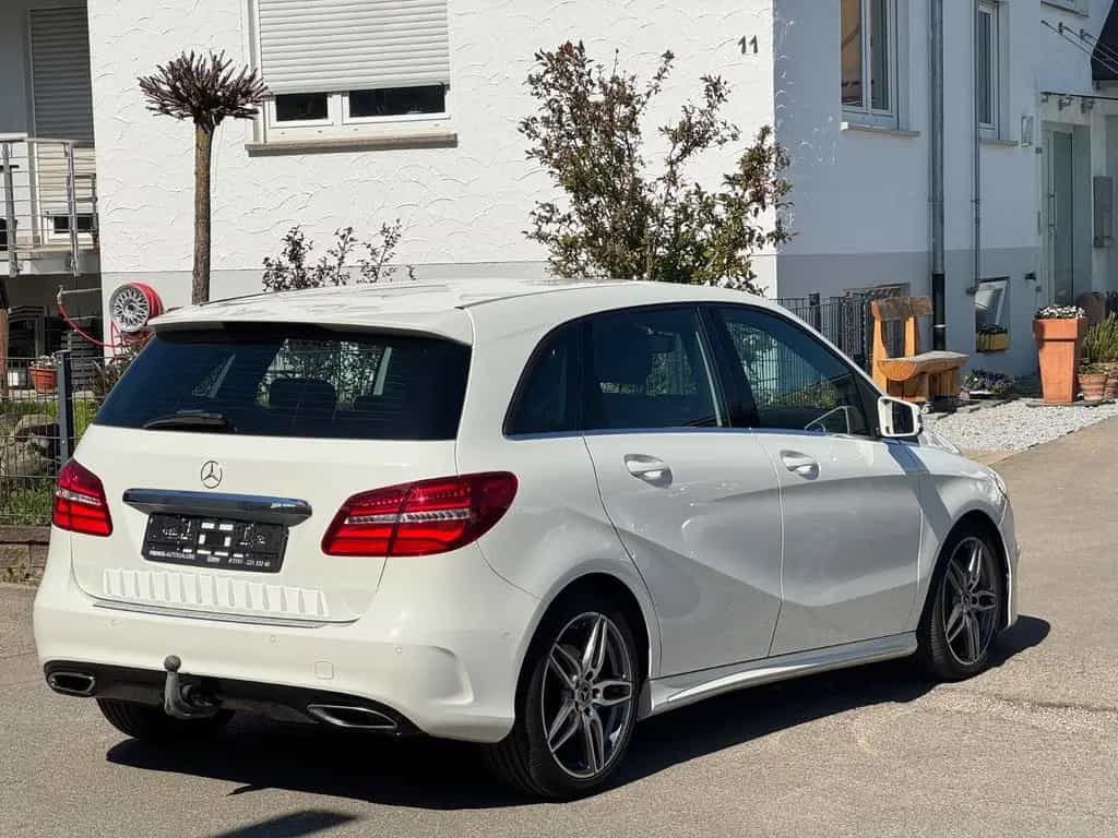Mercedes-Benz B 250 AUTOMATIK**AMG LINE**GARANTIE*AHK*8-FACH* 05/2017-photo-7