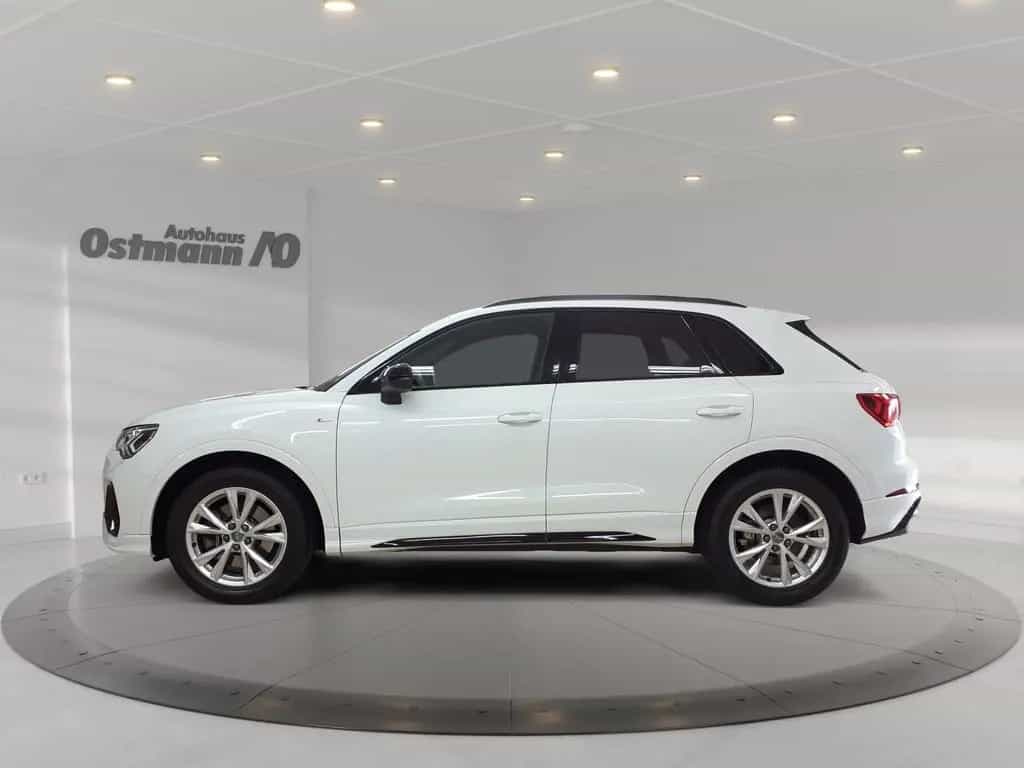 Audi Q3 40 2.0TFSI quattro S-Line *Navi*AHK*LED*Sitzh 07/2019-photo-1