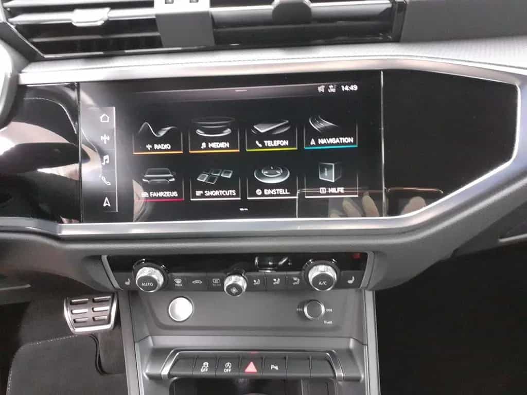 Audi Q3 40 2.0TFSI quattro S-Line *Navi*AHK*LED*Sitzh 07/2019-photo-12
