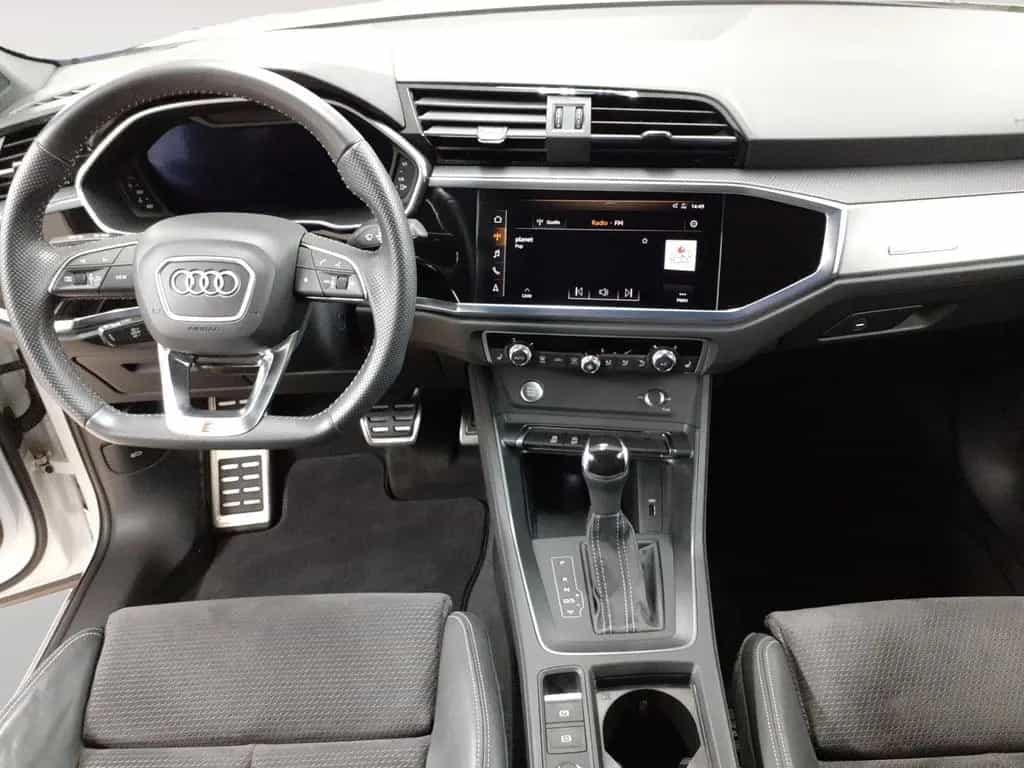 Audi Q3 40 2.0TFSI quattro S-Line *Navi*AHK*LED*Sitzh 07/2019-photo-8
