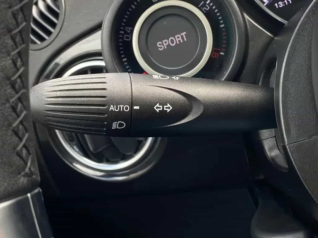 Fiat 500 Abarth 595 Klimaautomatik DAB CarPlay PDC 07/2020-photo-23