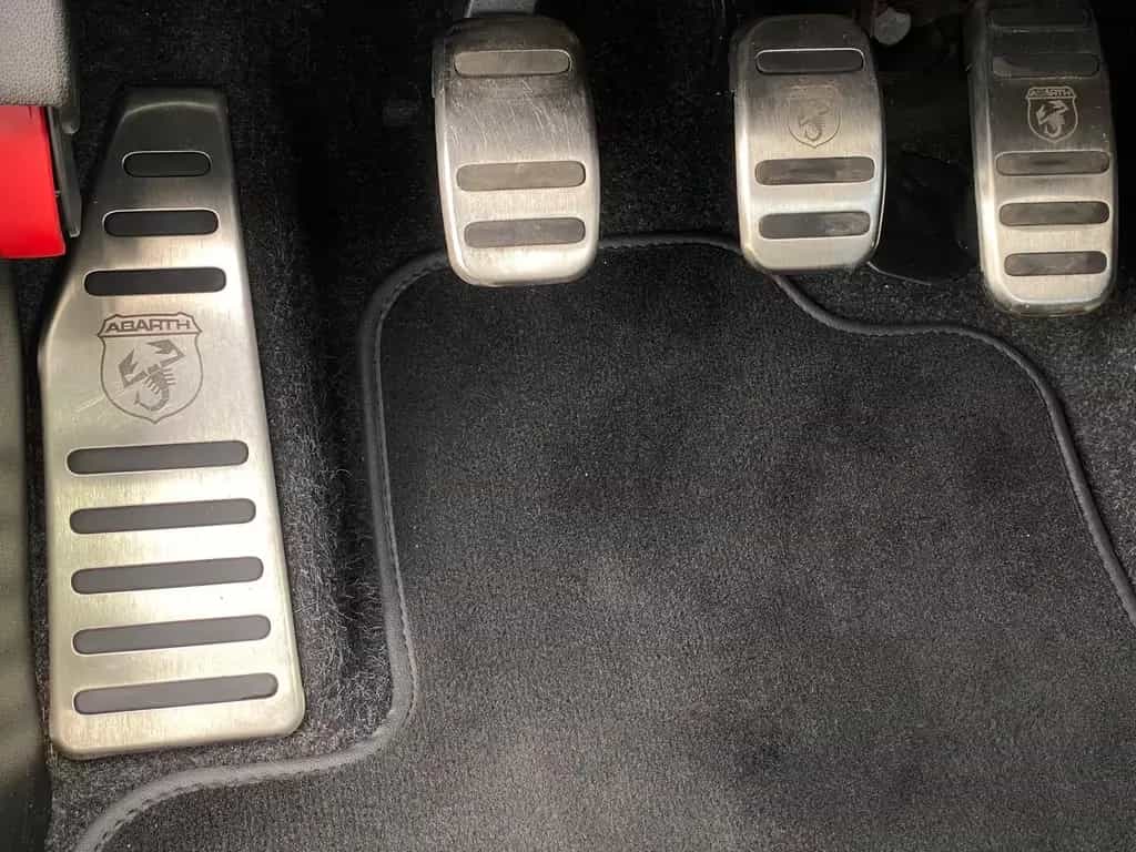 Fiat 500 Abarth 595 Klimaautomatik DAB CarPlay PDC 07/2020-photo-24