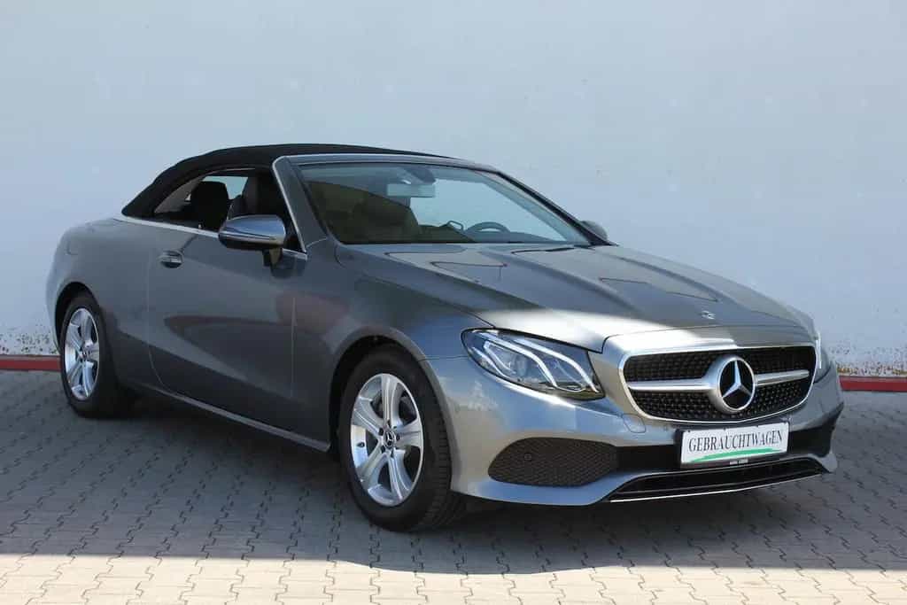 Mercedes-Benz E 200 Cabrio Cap & Scarf letzter Halter s. 2019 05/2018-photo-1