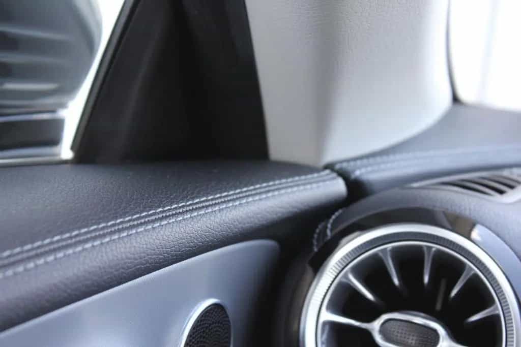 Mercedes-Benz E 200 Cabrio Cap & Scarf letzter Halter s. 2019 05/2018-photo-19