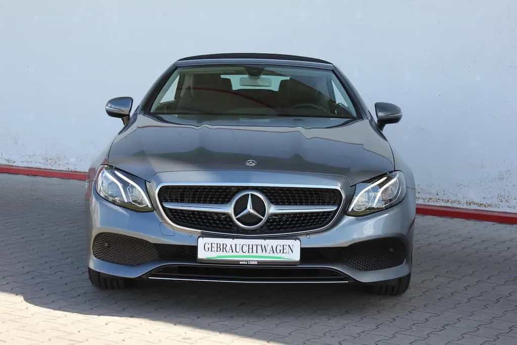 Mercedes-Benz E 200 Cabrio Cap & Scarf letzter Halter s. 2019 05/2018-photo-26