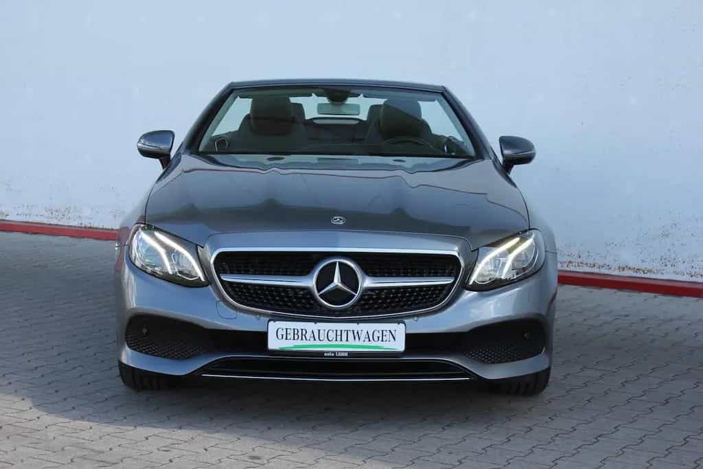 Mercedes-Benz E 200 Cabrio Cap & Scarf letzter Halter s. 2019 05/2018-photo-28