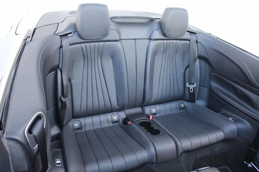 Mercedes-Benz E 200 Cabrio Cap & Scarf letzter Halter s. 2019 05/2018-photo-30