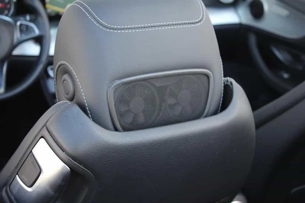 Mercedes-Benz E 200 Cabrio Cap & Scarf letzter Halter s. 2019 05/2018-photo-35