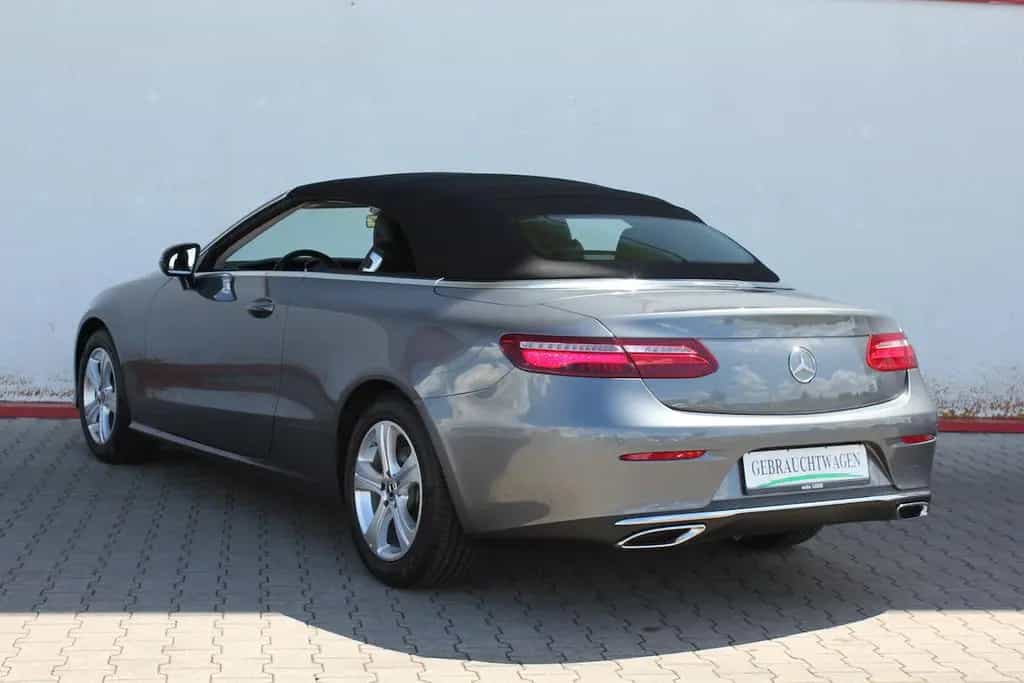 Mercedes-Benz E 200 Cabrio Cap & Scarf letzter Halter s. 2019 05/2018-photo-37