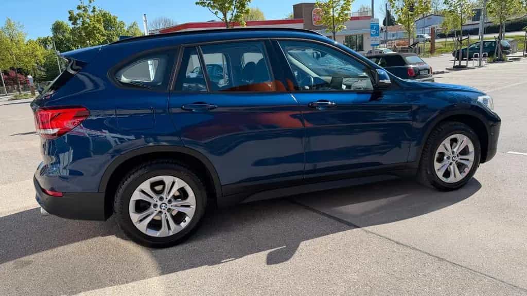 BMW X1 sDrive 18 d /HeadUp/Navi Plus/LED/AHK 11/2019-photo-5