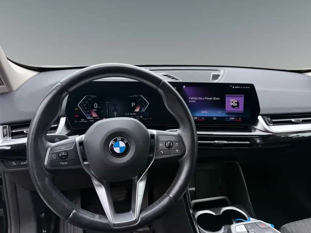 BMW X1 18 i sDrive-Kamera-Automatik-Navi-1.Hand 02/2023-photo-10