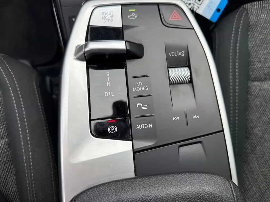 BMW X1 18 i sDrive-Kamera-Automatik-Navi-1.Hand 02/2023-photo-15