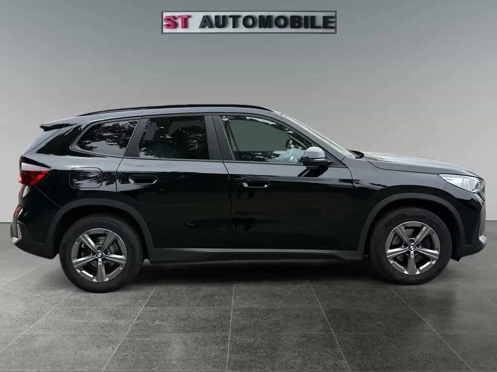 BMW X1 18 i sDrive-Kamera-Automatik-Navi-1.Hand 02/2023-photo-6