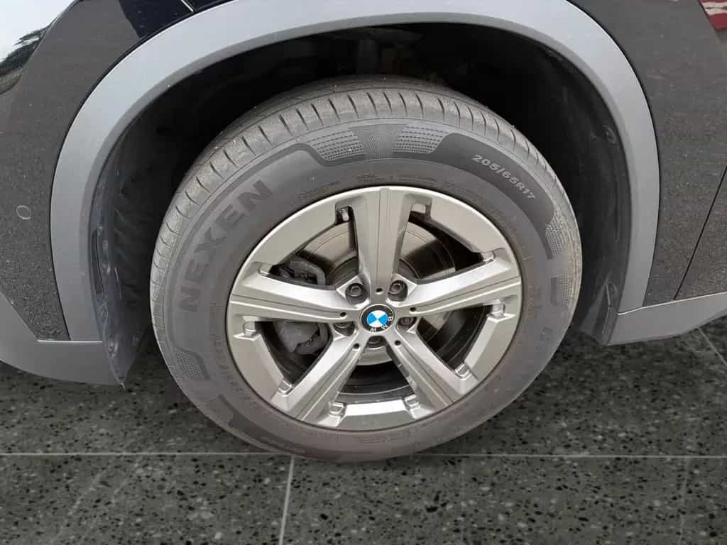 BMW X1 18 i sDrive-Kamera-Automatik-Navi-1.Hand 02/2023-photo-8