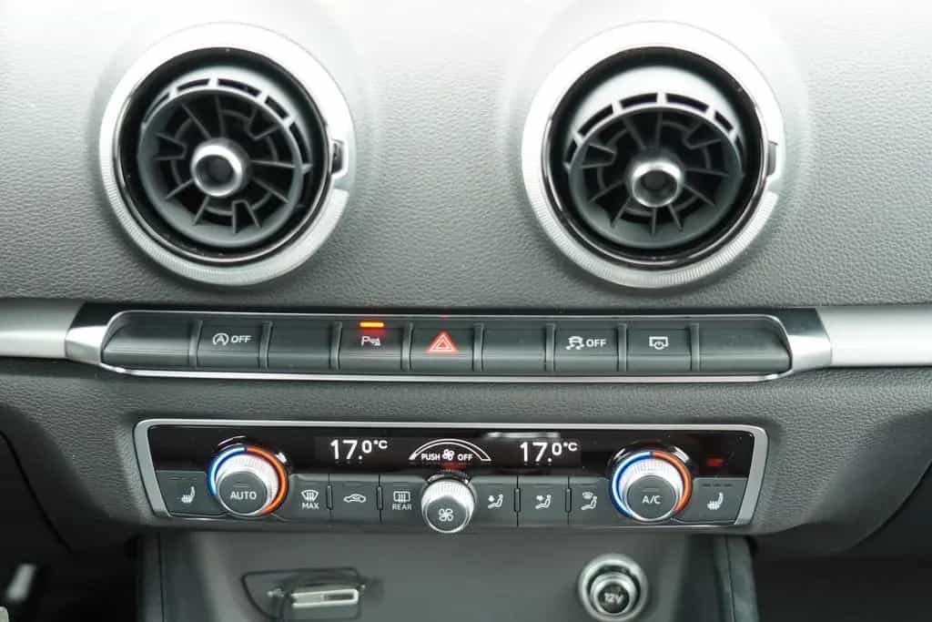 Audi A3 Sportback MIT 3 JAHREN GARANTIE !!! 01/2018-photo-12