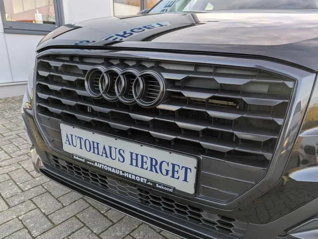Audi Q2 35 TFSI S-Line 06/2019-photo-10