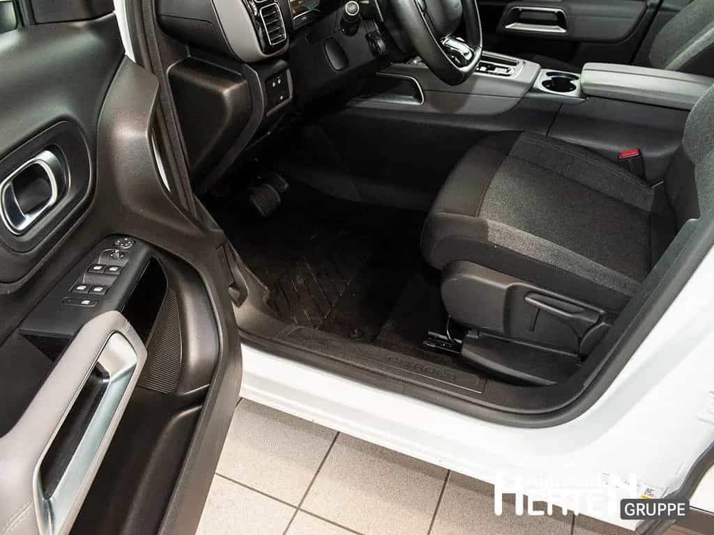 Citroën C5 Aircross 2.0 BlueHDi 180 PS FEEL+AHK+VOLL LED 01/2020-photo-11