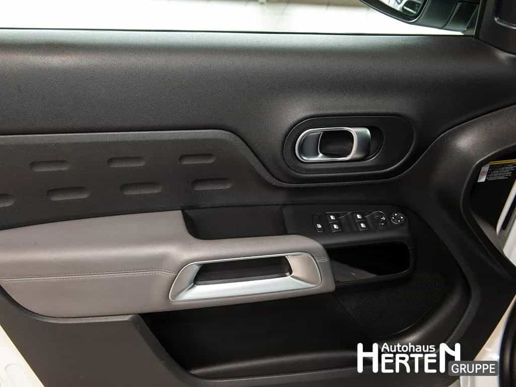 Citroën C5 Aircross 2.0 BlueHDi 180 PS FEEL+AHK+VOLL LED 01/2020-photo-8