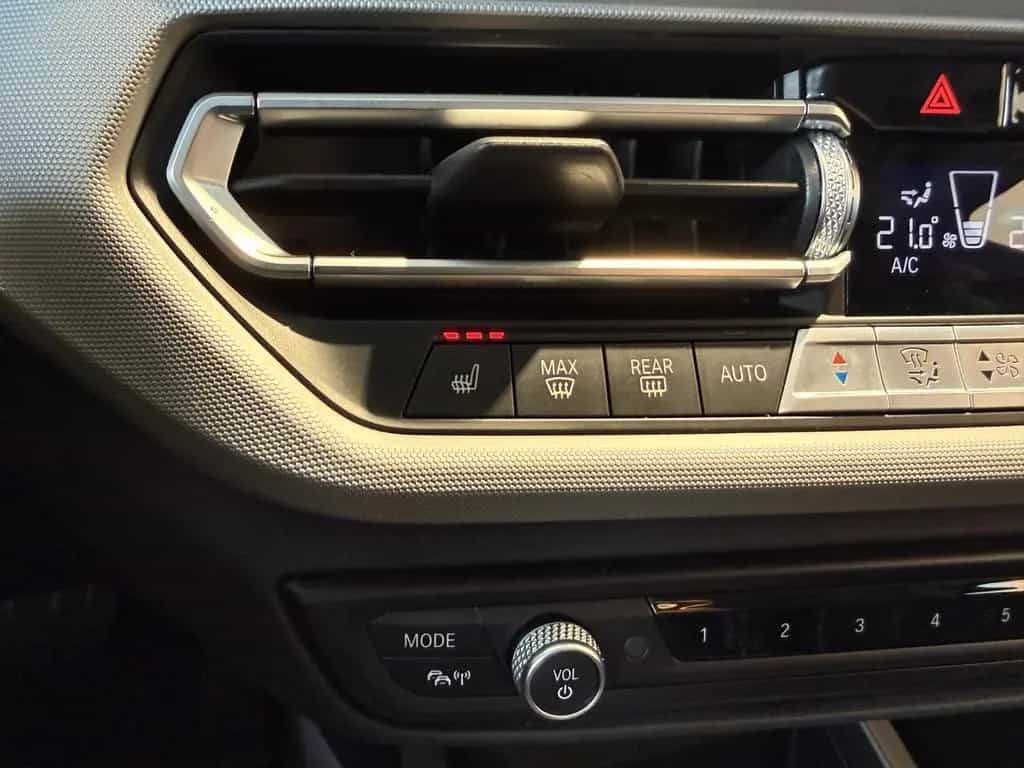 BMW 116 i Advantage NAVI+LED+SITZHZ+PDC+HIFI+TEMP 07/2021-photo-19
