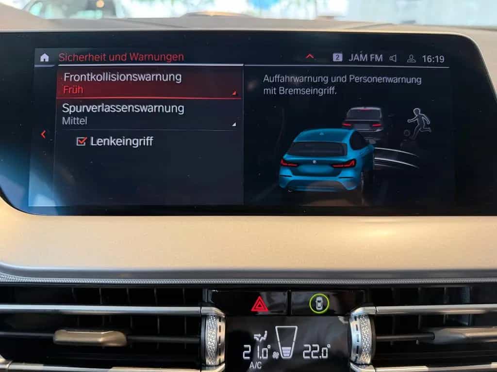 BMW 116 i Advantage NAVI+LED+SITZHZ+PDC+HIFI+TEMP 07/2021-photo-20
