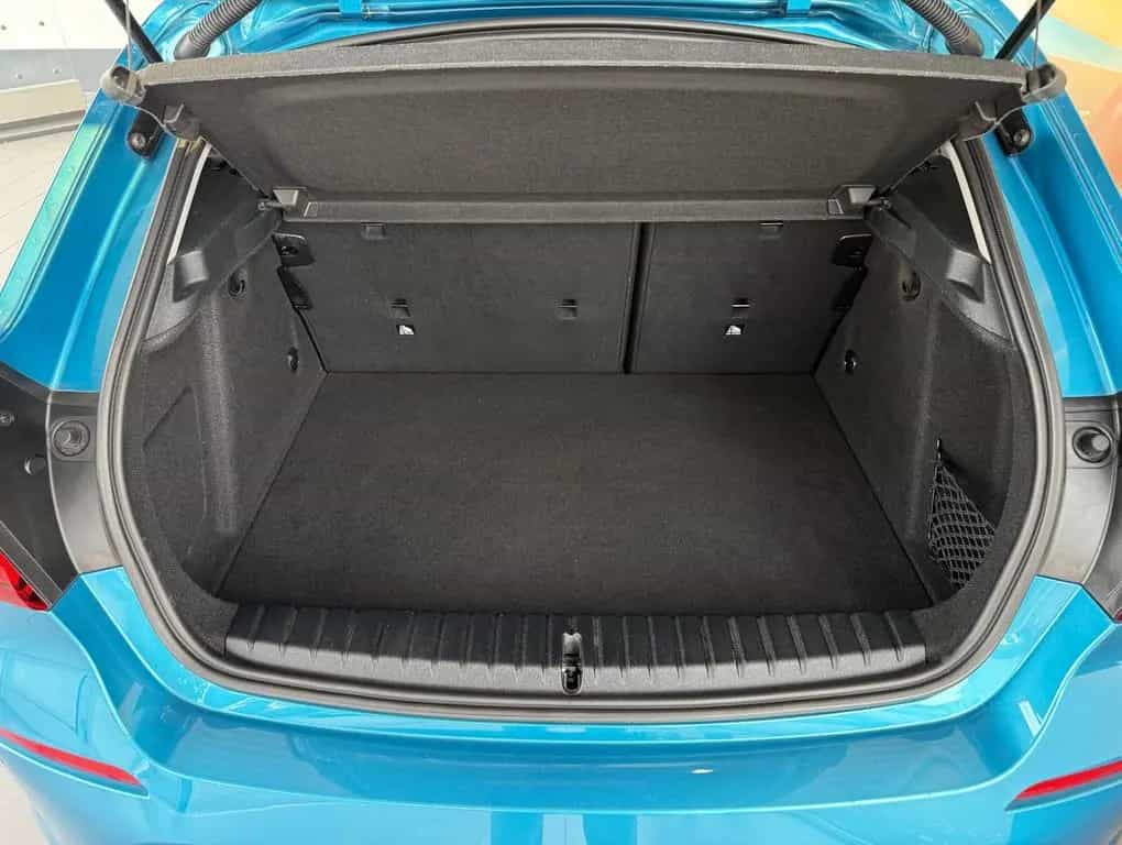 BMW 116 i Advantage NAVI+LED+SITZHZ+PDC+HIFI+TEMP 07/2021-photo-36
