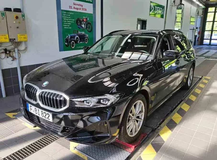 BMW 320 d Touring 2.0 140KW AT8 E6d 10/2023-photo-0