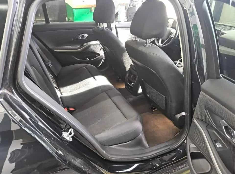 BMW 320 d Touring 2.0 140KW AT8 E6d 10/2023-photo-10