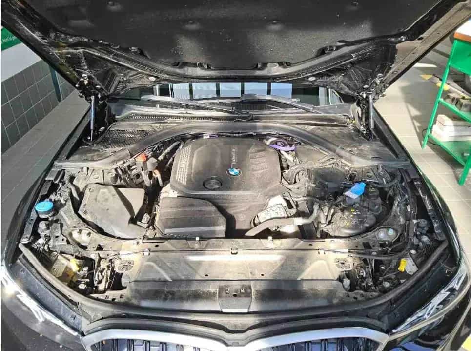 BMW 320 d Touring 2.0 140KW AT8 E6d 10/2023-photo-14
