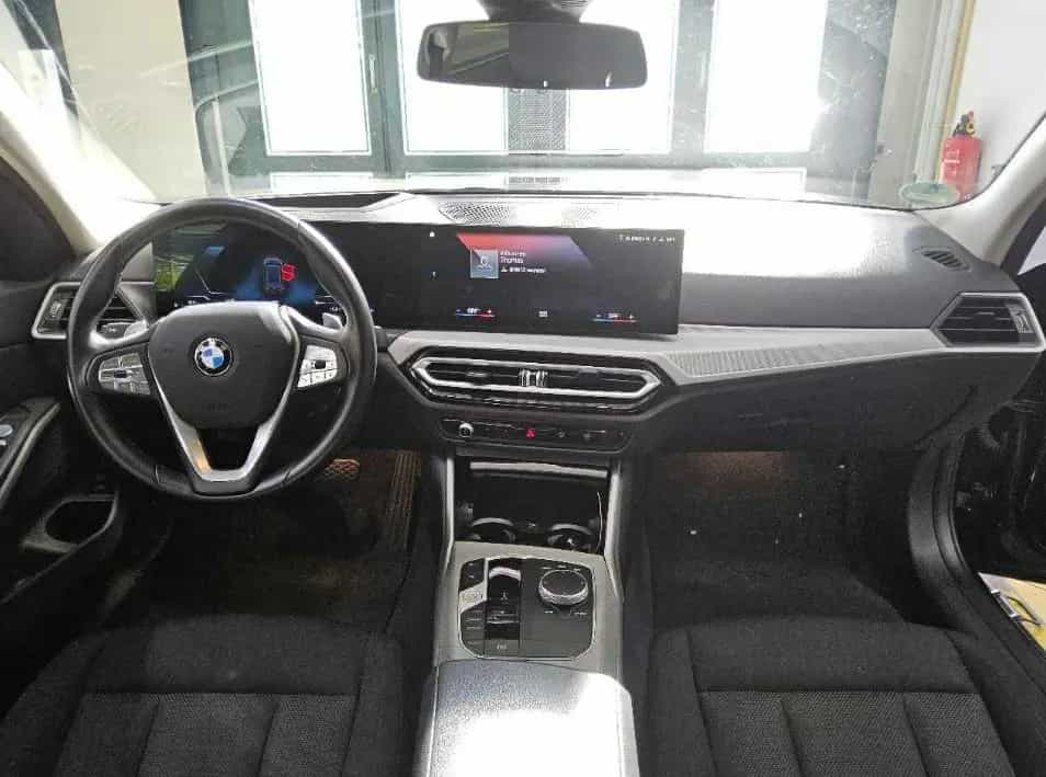 BMW 320 d Touring 2.0 140KW AT8 E6d 10/2023-photo-6