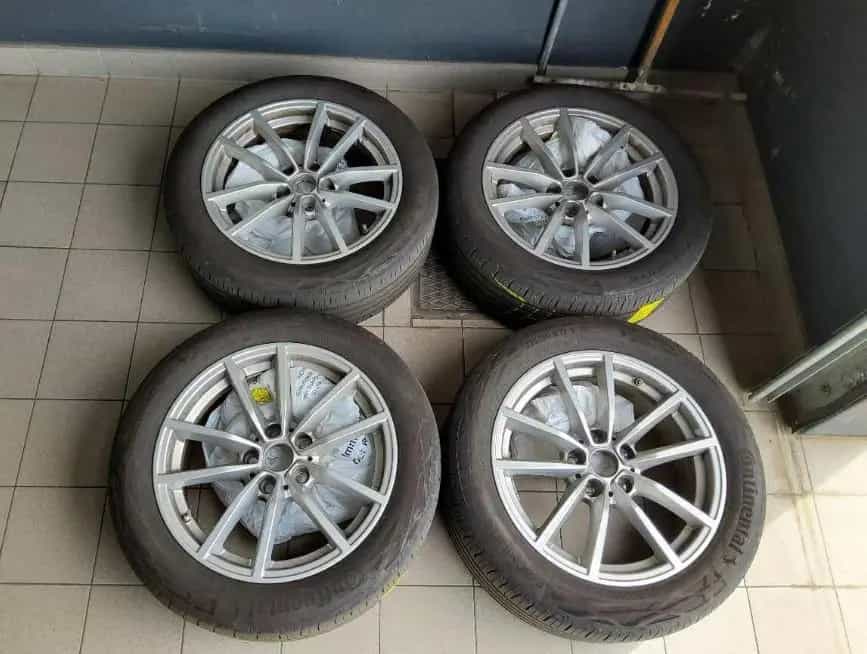 BMW 320 d Touring 2.0 140KW AT8 E6d 04/2023-photo-1