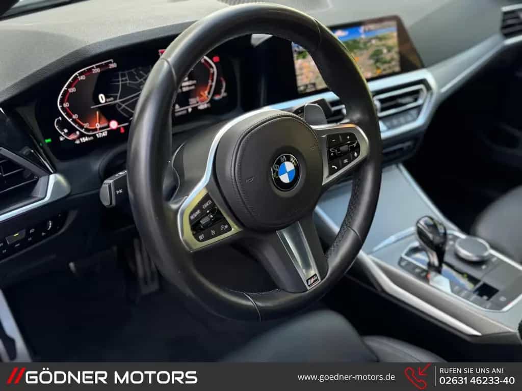 BMW 330 M Sport 330 i Sport/LIVE-COCKPIT-PROF/PDC/SHA... 06/2019-photo-13