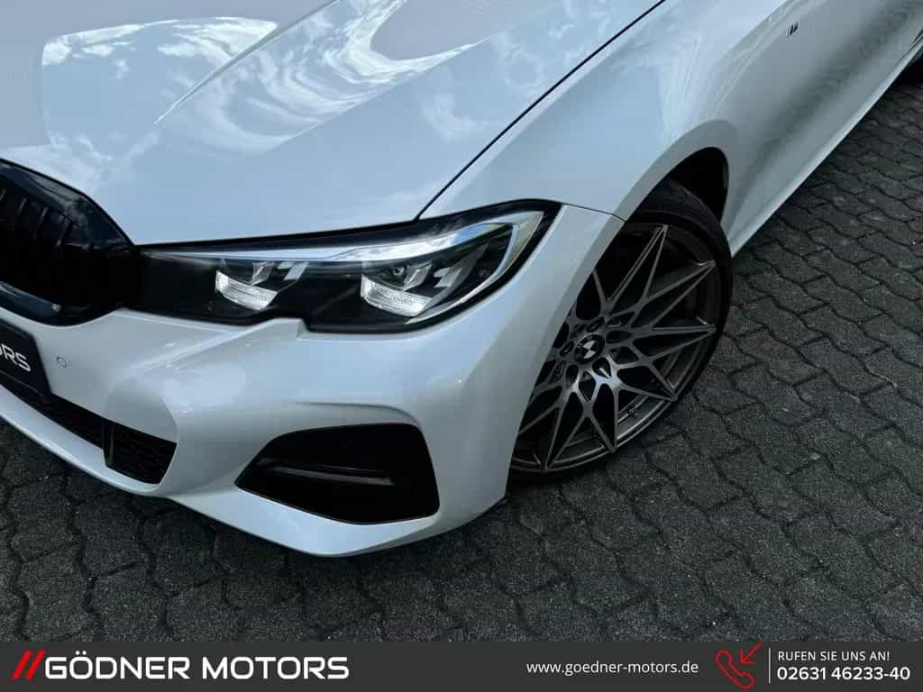 BMW 330 M Sport 330 i Sport/LIVE-COCKPIT-PROF/PDC/SHA... 06/2019-photo-25