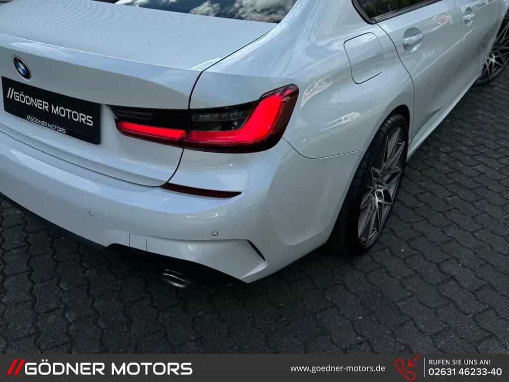 BMW 330 M Sport 330 i Sport/LIVE-COCKPIT-PROF/PDC/SHA... 06/2019-photo-28