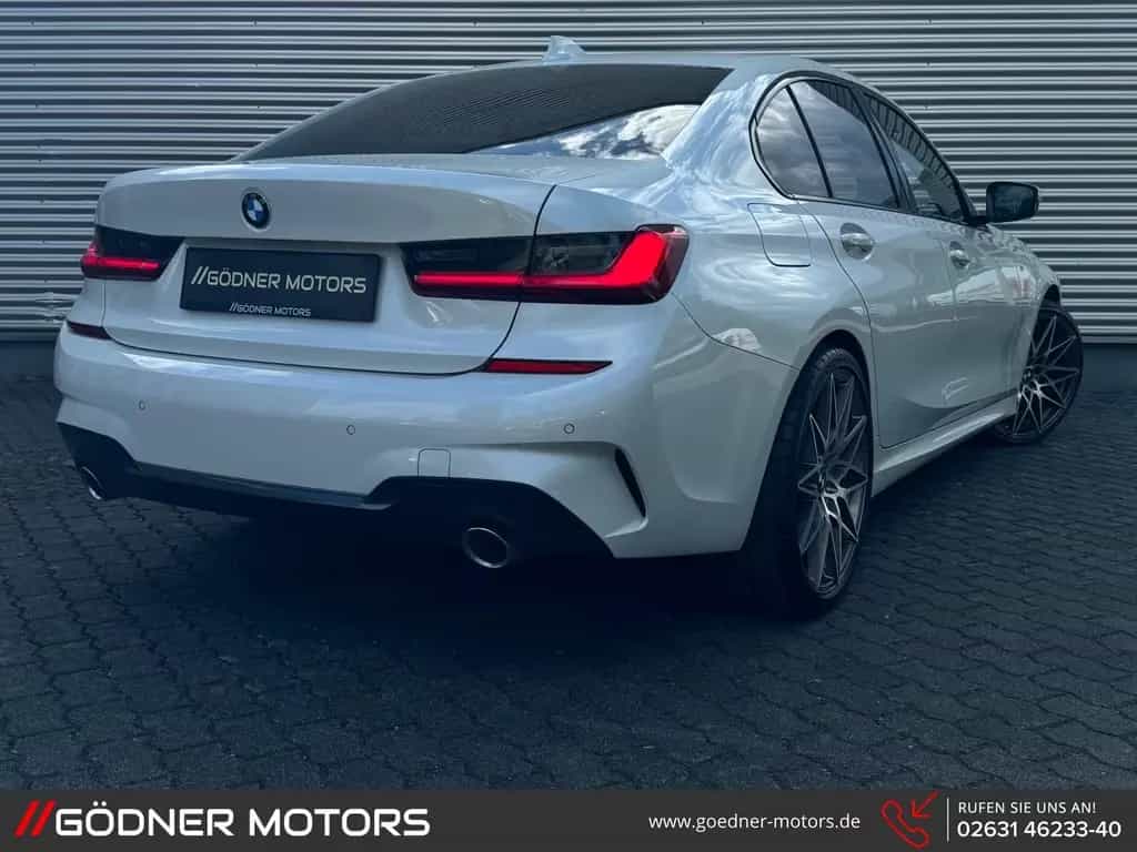 BMW 330 M Sport 330 i Sport/LIVE-COCKPIT-PROF/PDC/SHA... 06/2019-photo-3