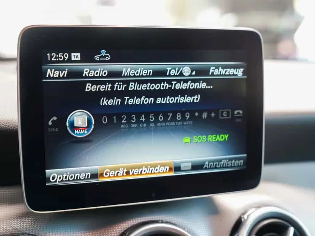 Mercedes-Benz GLA 250 Urban Night KEYLESS 360° COMAND Pano LED 11/2019-photo-21