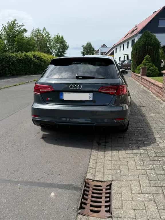Audi S3 2.0 TFSI S tronic quattro Sportback - 09/2017-photo-4