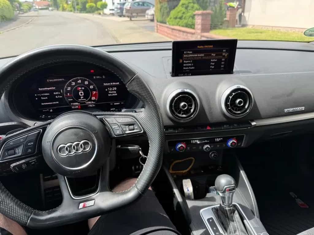 Audi S3 2.0 TFSI S tronic quattro Sportback - 09/2017-photo-6