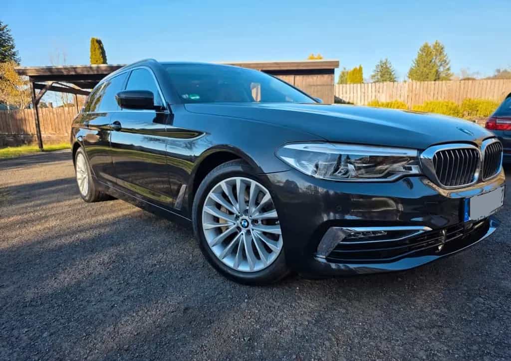 BMW 530 d xDrive Touring A - 01/2020-photo-0