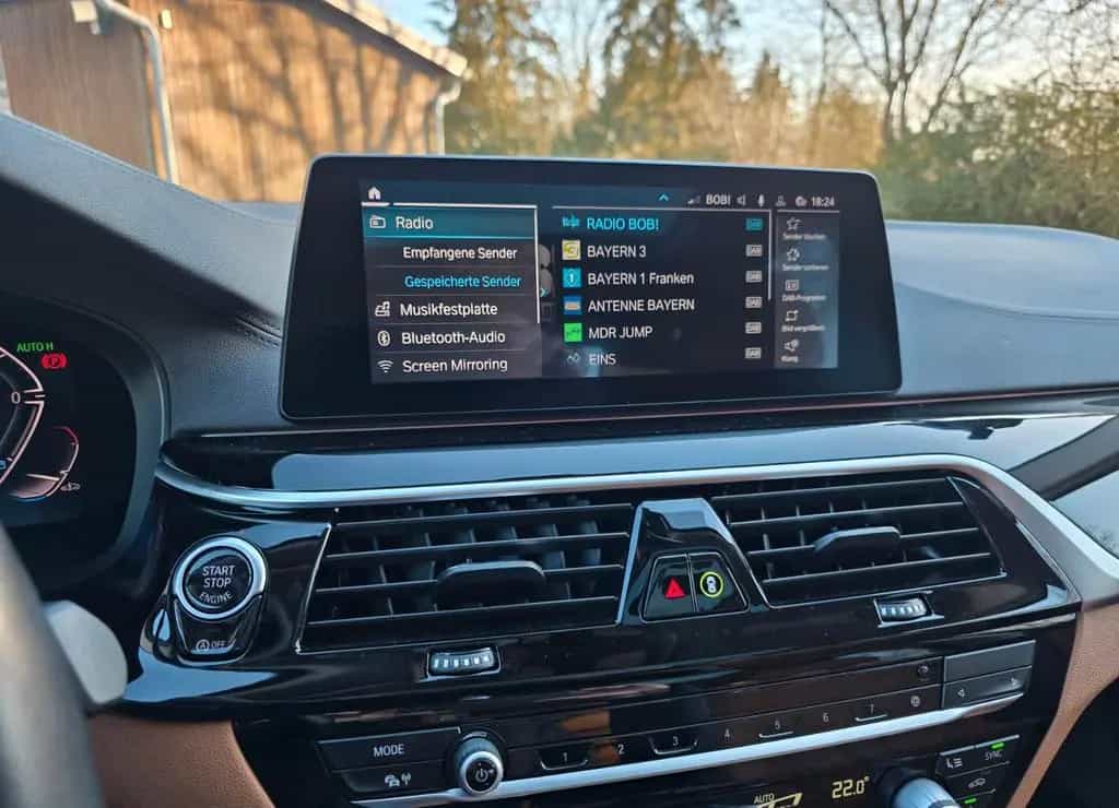 BMW 530 d xDrive Touring A - 01/2020-photo-11