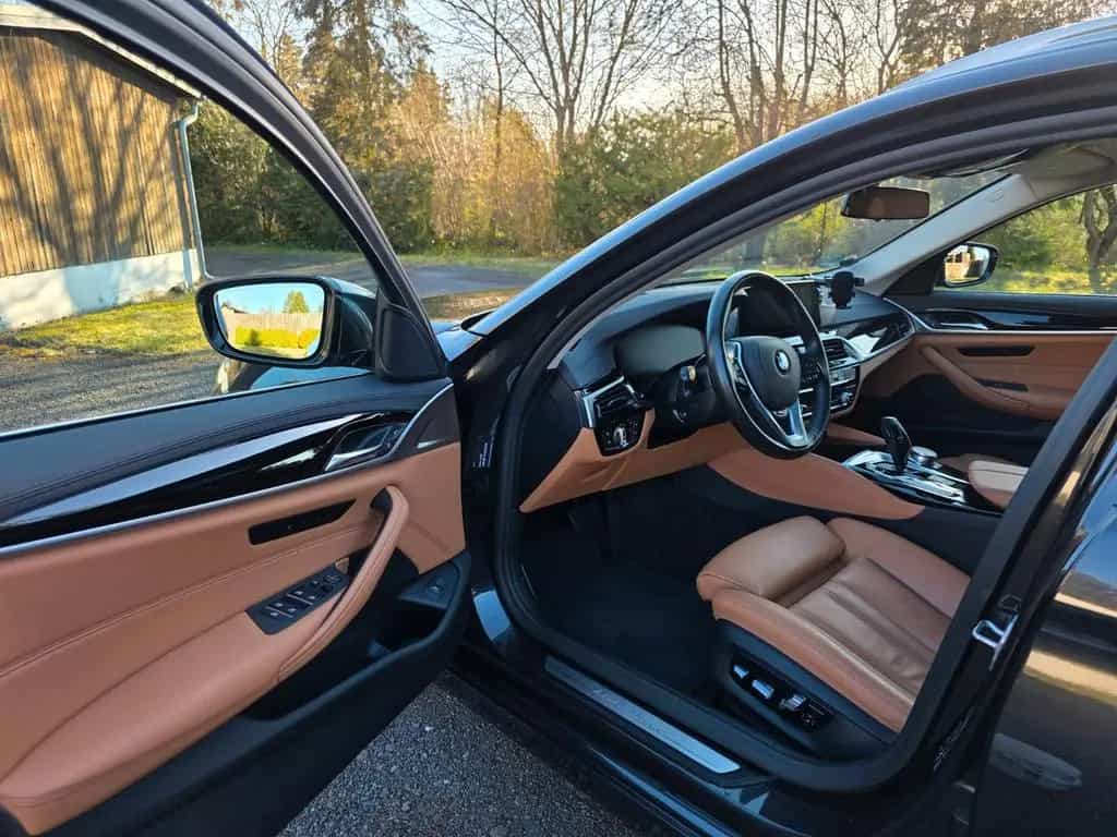 BMW 530 d xDrive Touring A - 01/2020-photo-5