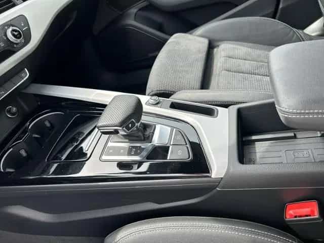 Audi A4 Avant S line 40 TFSI quattro S tronic 03/2023-photo-8