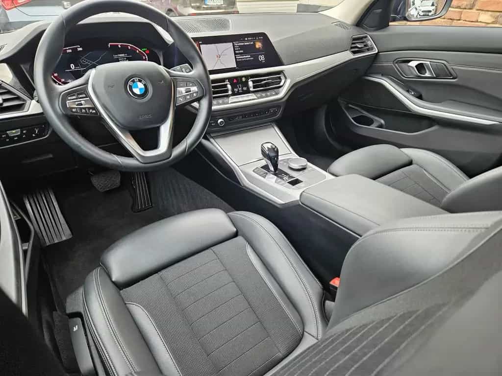 BMW 320 i Touring Advantage | TÜV neu 07/2020-photo-11