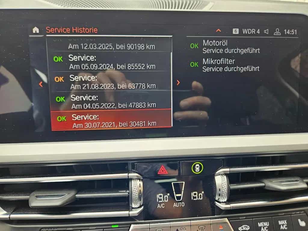 BMW 320 i Touring Advantage | TÜV neu 07/2020-photo-24