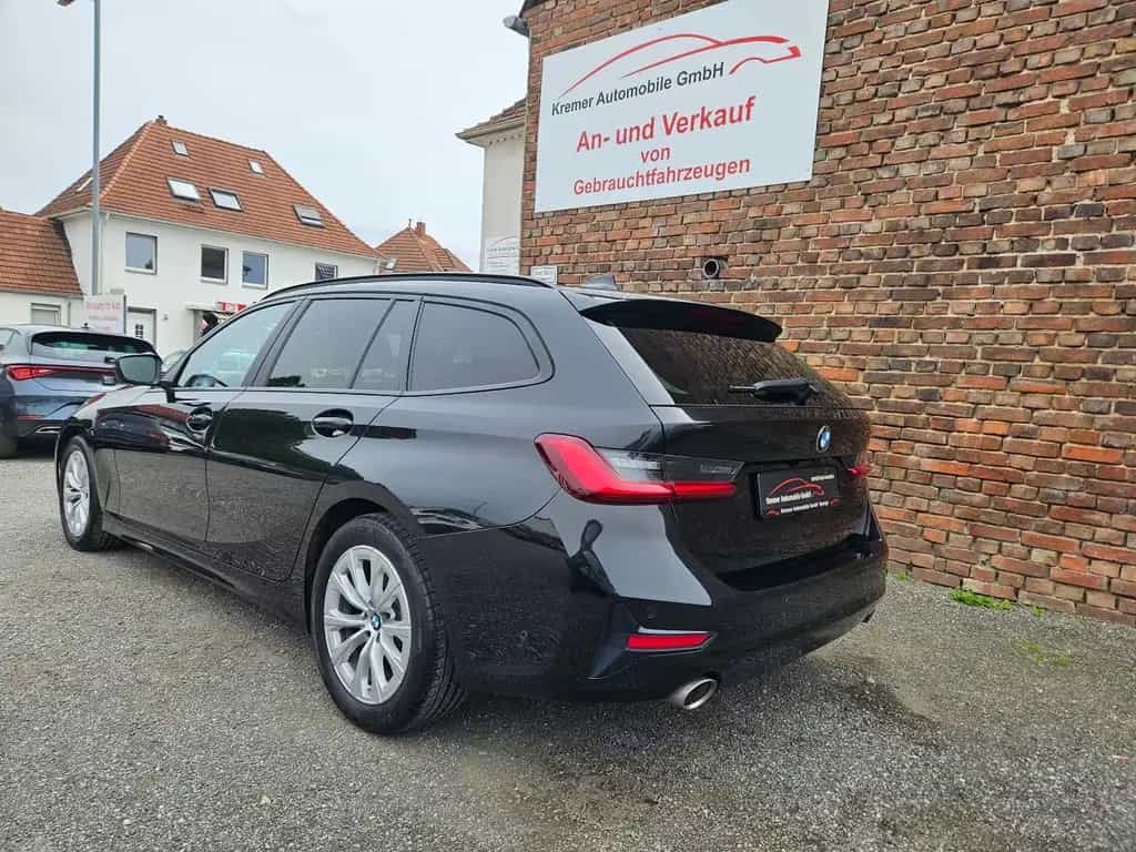 BMW 320 i Touring Advantage | TÜV neu 07/2020-photo-3