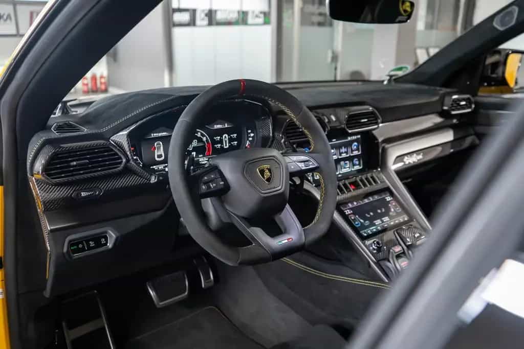 Lamborghini Urus Performante 1/99 ABT Scatenato - 840 PS 02/2024-photo-27