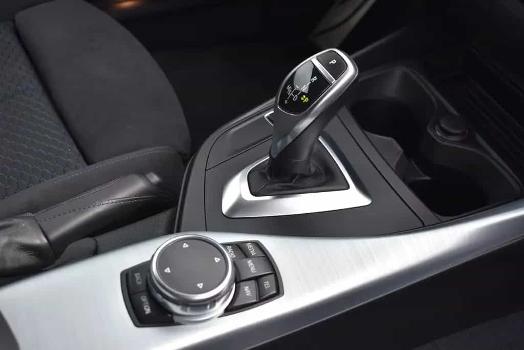 BMW M135 i xDrive H&K 19 Zoll Navi Prof 08/2015-photo-14